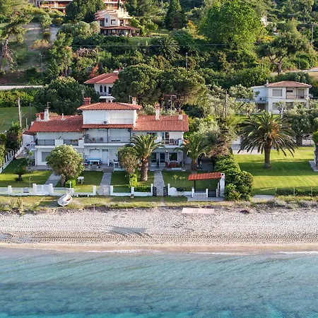 Secret Paradise Front 1 Villa Pefkohóri