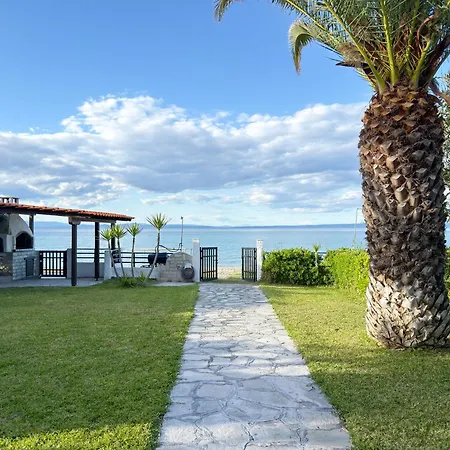 Secret Paradise Front 1 Villa Pefkohóri